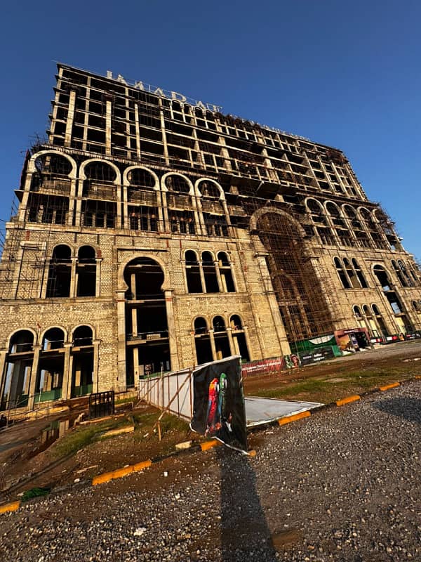 Shop for sale in ISLAMABAD DOWNTOWN . 16