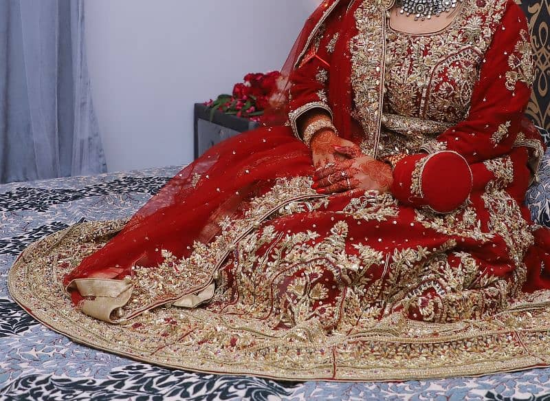 Bridal Lahnga 1 time wear(for few hours) 4