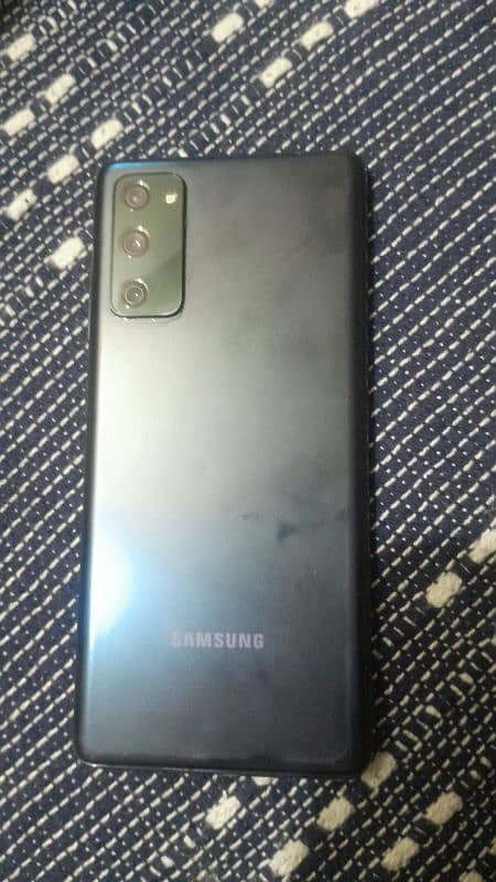 Samsung S20 FE 1