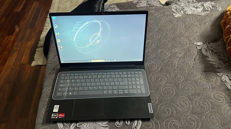 AMD Ryzen 5 laptop 1