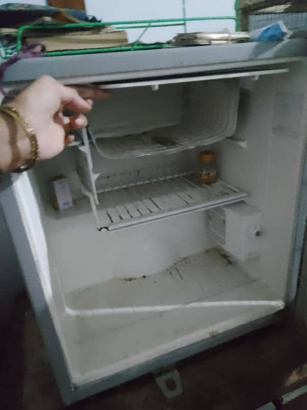 Mini Room refrigerator One door 0