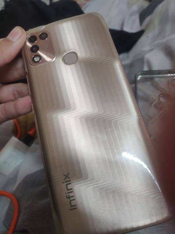 Infinix hot 11 play Fresh condition Pta approved 4/64 4