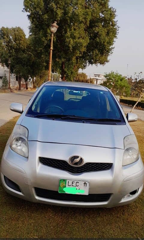 Toyota Vitz 2011 3