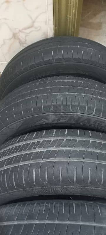 175/65/15 dounlop Ky tire bilkol new condition 2