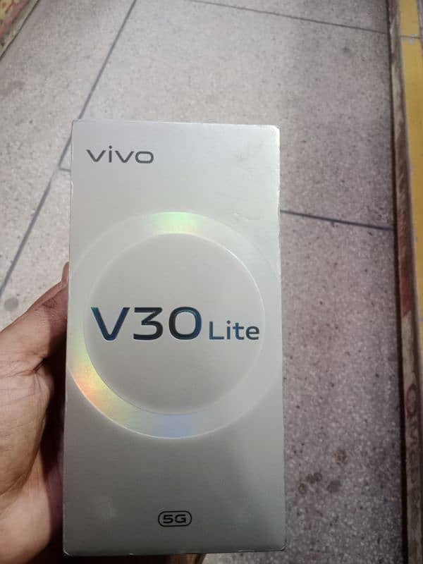 Vivo  V30lite(12GB 256GB) 1