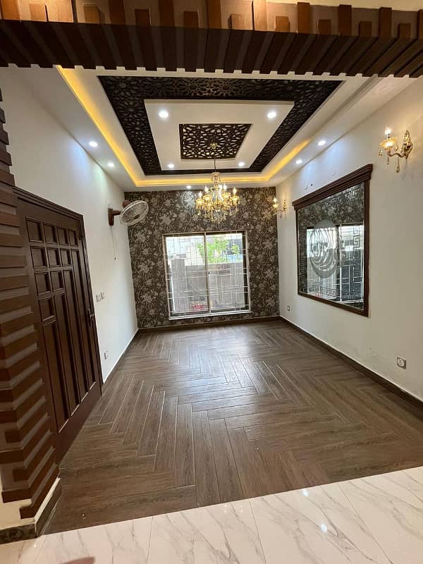 5 Marla Slightly Used Luxury House For Sale In Lake City Sector M7B 14