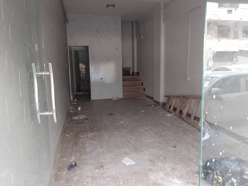 Defence DHA phase 5 badar commercial 600 SQ ft shop available for rent 4