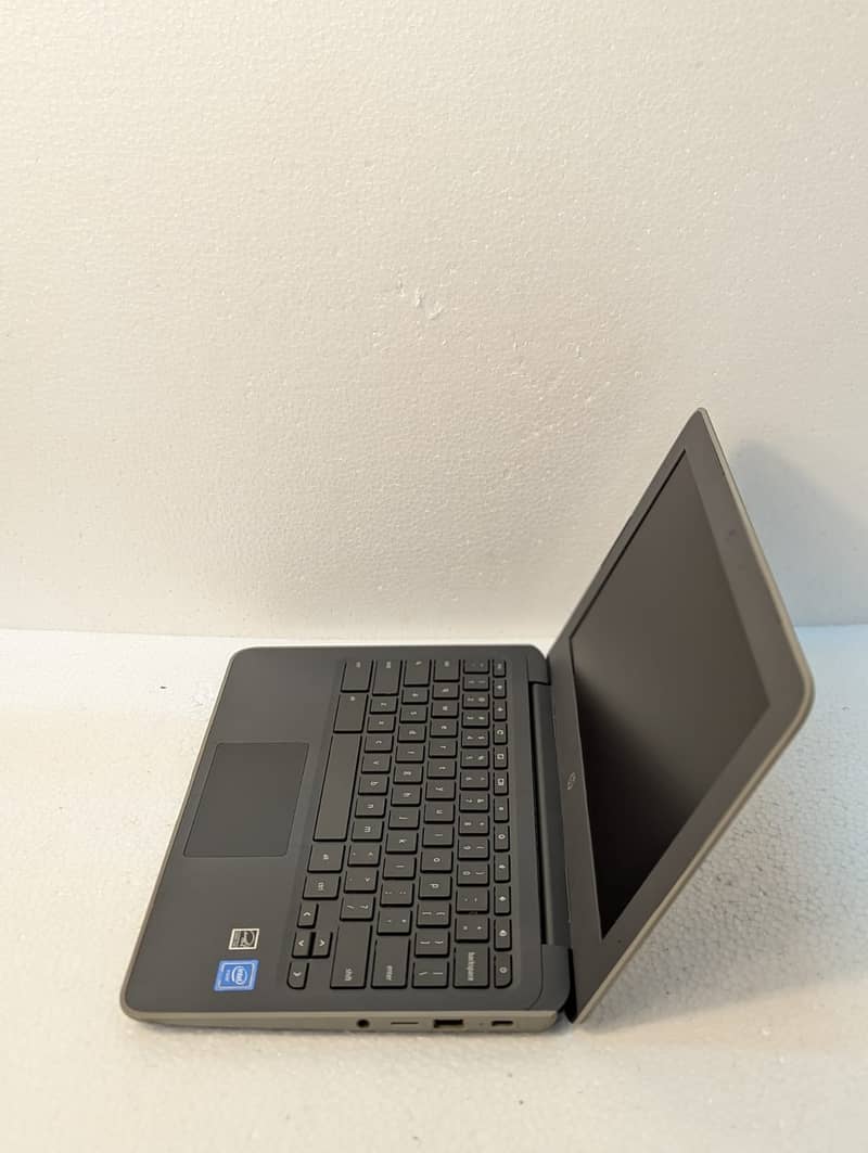 HP 11-G7 Chromebook 5