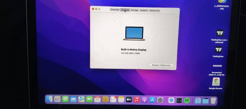 Macbok pro 2015 , 8/265 full ok with original charger . 6