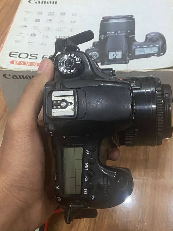 Canon 60d body with box 7