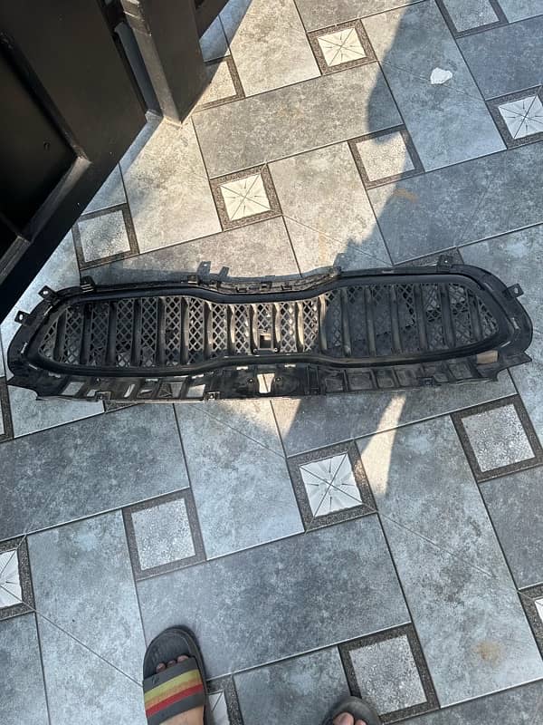 kia Sportage grill 2