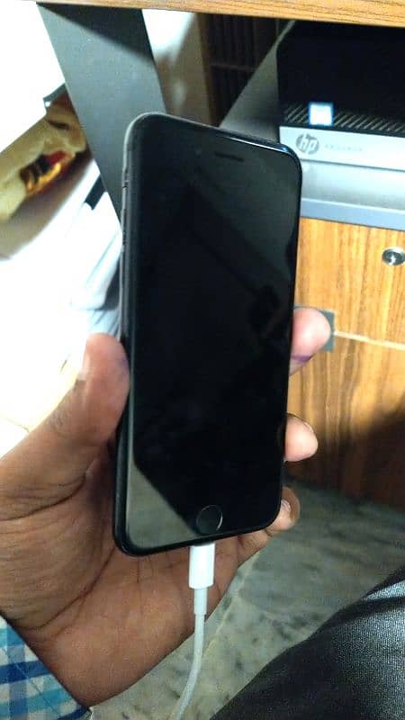 Iphone 7 128GB official PTA Approved 5