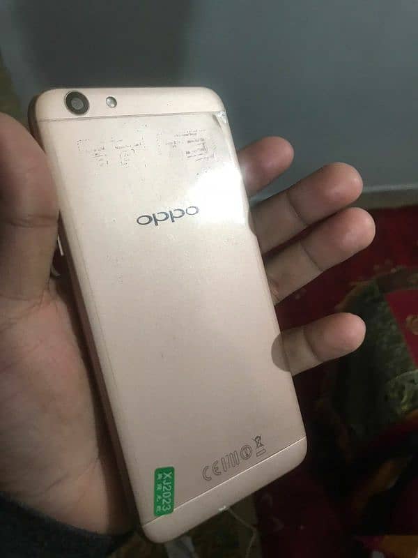 oppo F1s 4