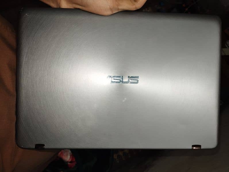 Asus i5 7th generation 8/256gb 360°touch display 3