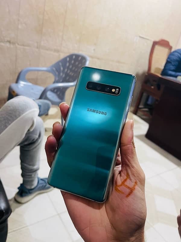 Samsung S10+ 2