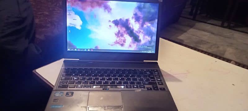 Toshiba ultra book 5