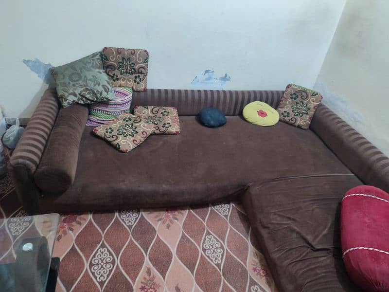 ground L shaped sofa for sale 2