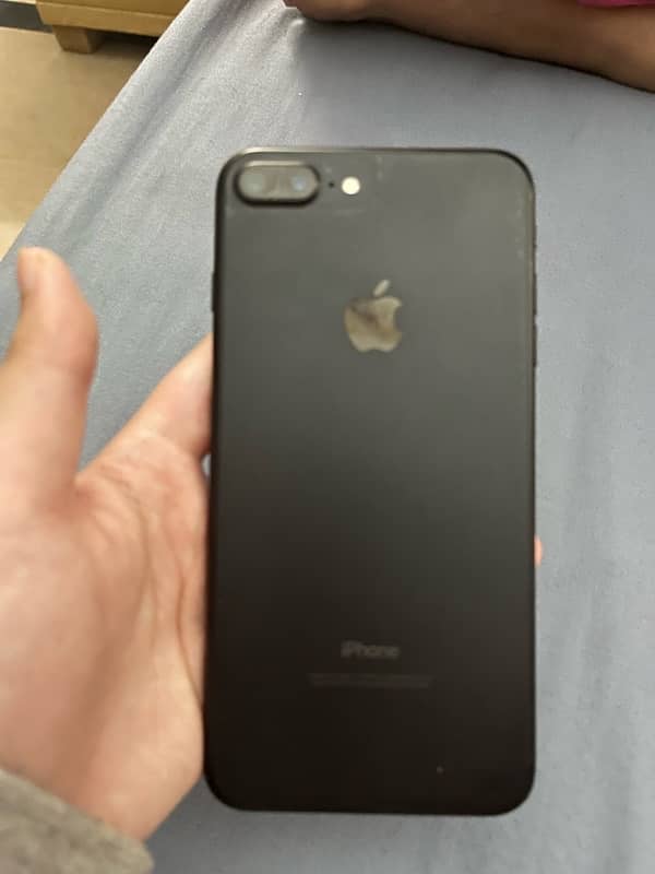 iphone 7 plus 256 GB used pta approved 1