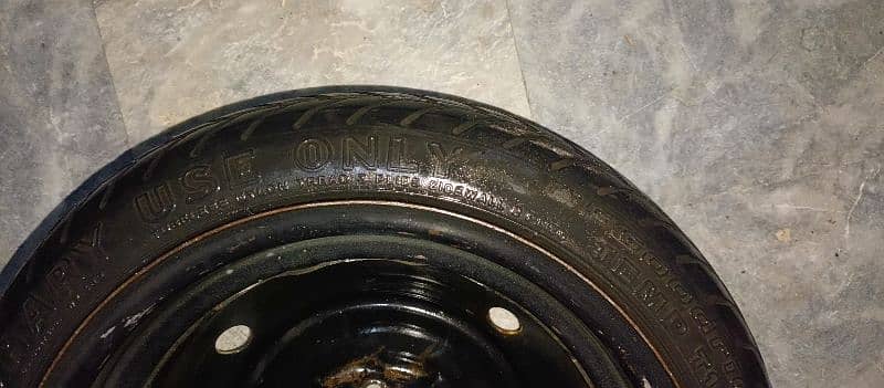 Spare Tyre For Suzuki Alto Pakistani 4