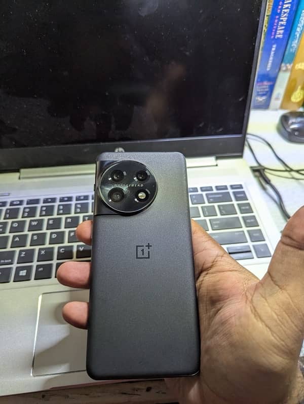 OnePlus 11 5G 16/256 Titanium Black 1