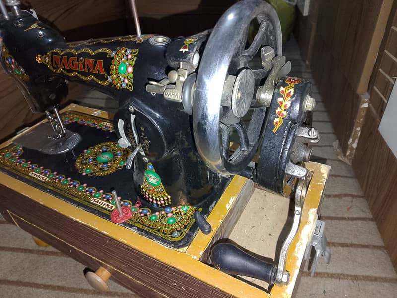 Nagina (Sewing Machine) 3