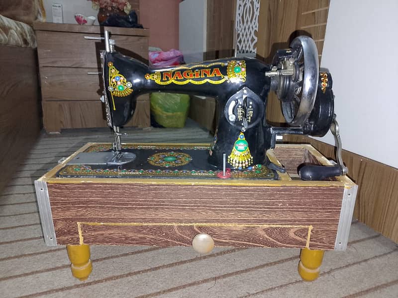 Nagina (Sewing Machine) 4