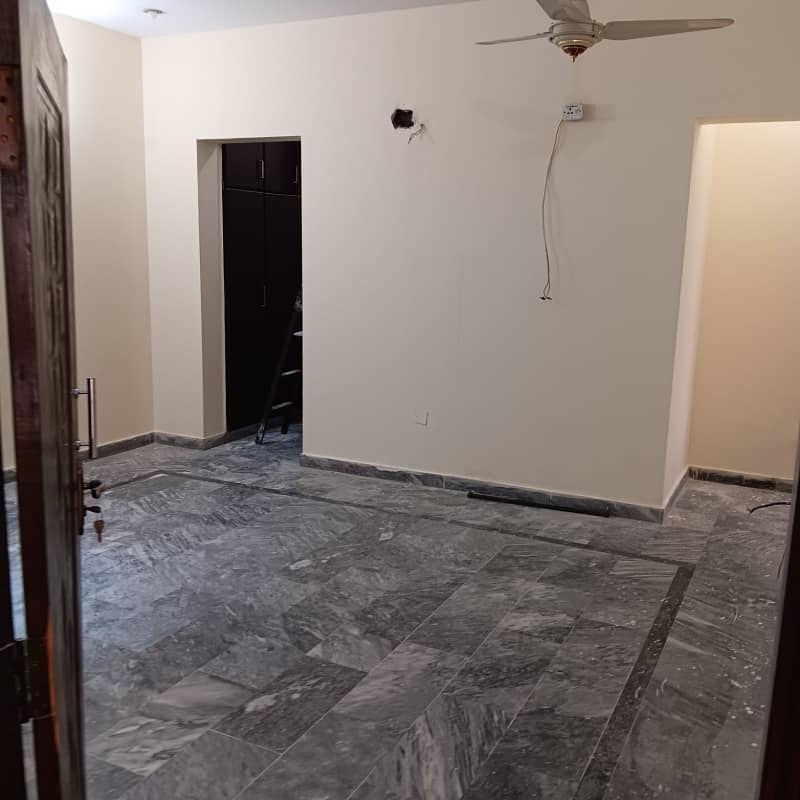 GOOD LOCATION 1 KANAL 1ST FLOOR AVAILABLE FOR RENT IN WAPDA TOWN - BLOCK H3 11