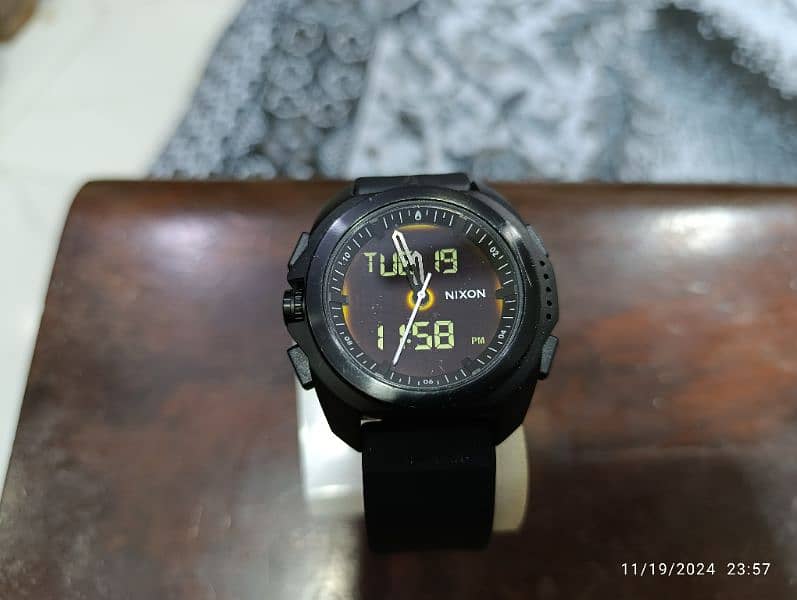 Original Nixon Ripley Tactical watch with Three times and two sensors 16