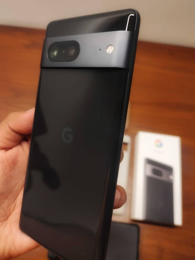 Google Pixel 7 (8 GB RAM / 128 GB Storage) 1