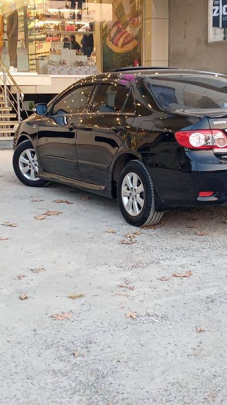 Toyota Corolla Altis 2014 3