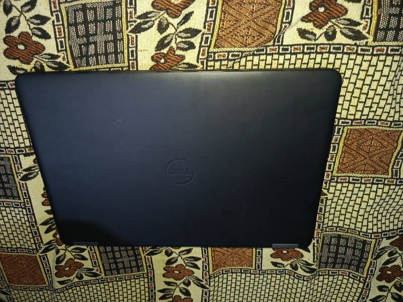 Dell Laptop 0