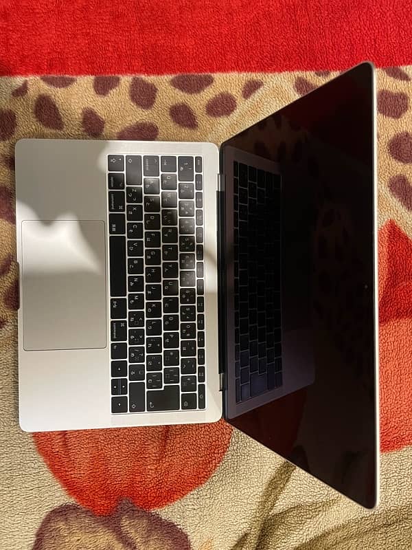 MacBook Pro 2017 neat condition negotiable 2