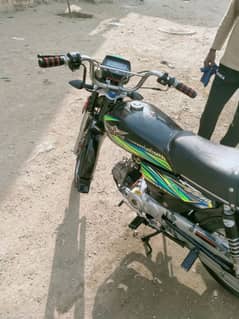 super Star bike 2021 ka 8th months hy condition good hy