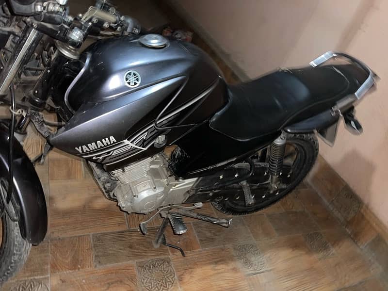 yamaha ybr 2015 9