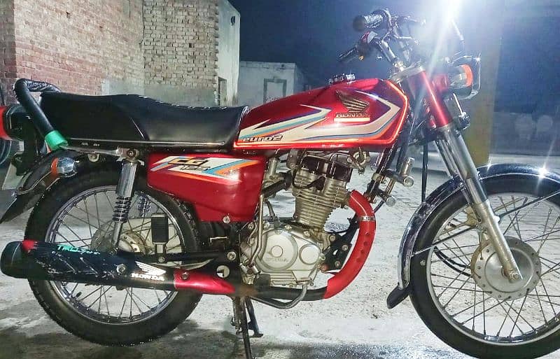 9/10 condition Honda CG125 9