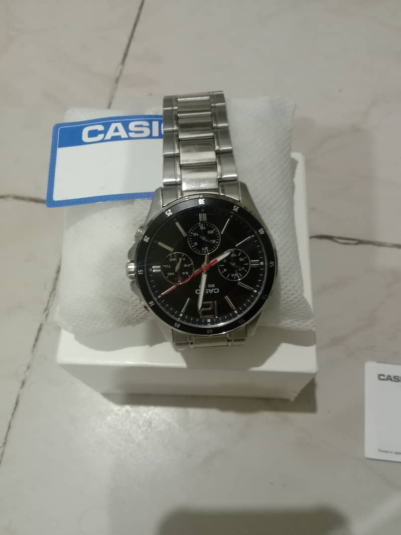 Brand new original Casio watch up for sale 0