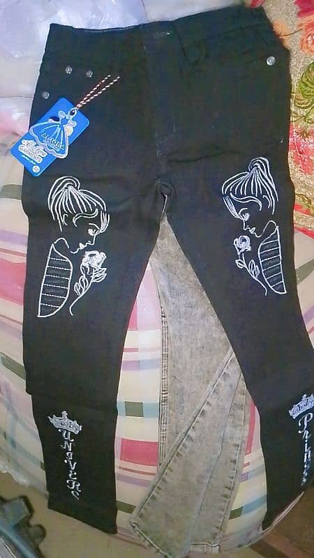 I want to sell new baby girl pants and used metres 4