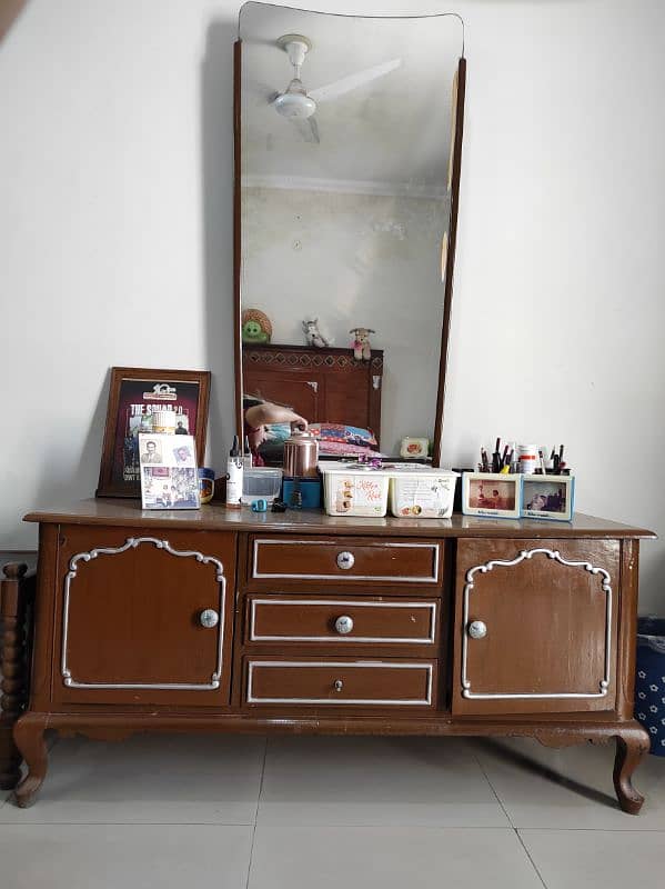 Bed set including dressing table and side tables + computer table 1