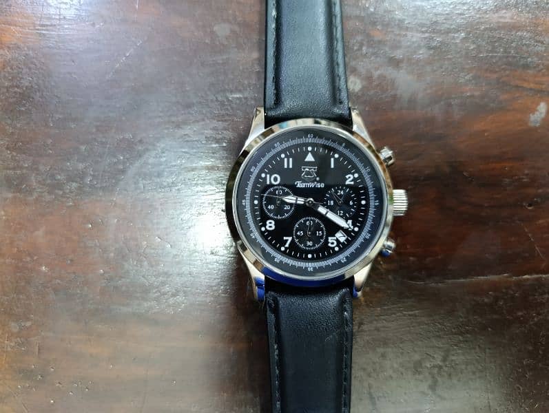 Original Teamwise Brand Stainlessness medium size date chronograph 17