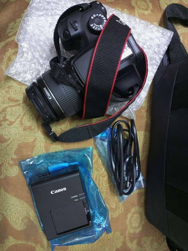 CANON EOS 3000D EFS 18-55MM LENS WITH BAG/box 1