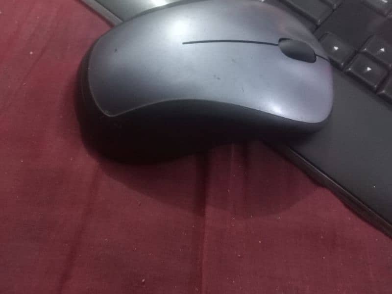 Logitech wireless keyboard and mouse 3