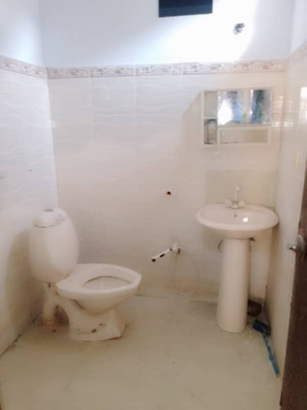 2 BED DD GROUND FLOOR PORTION FOR RENT 2