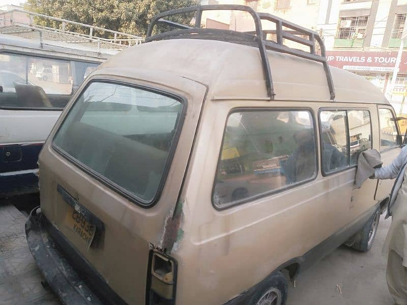 Toyota lite ace 7