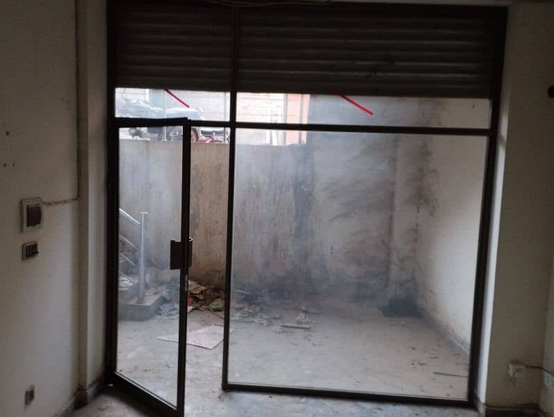 aluminum frame  door good condition 12