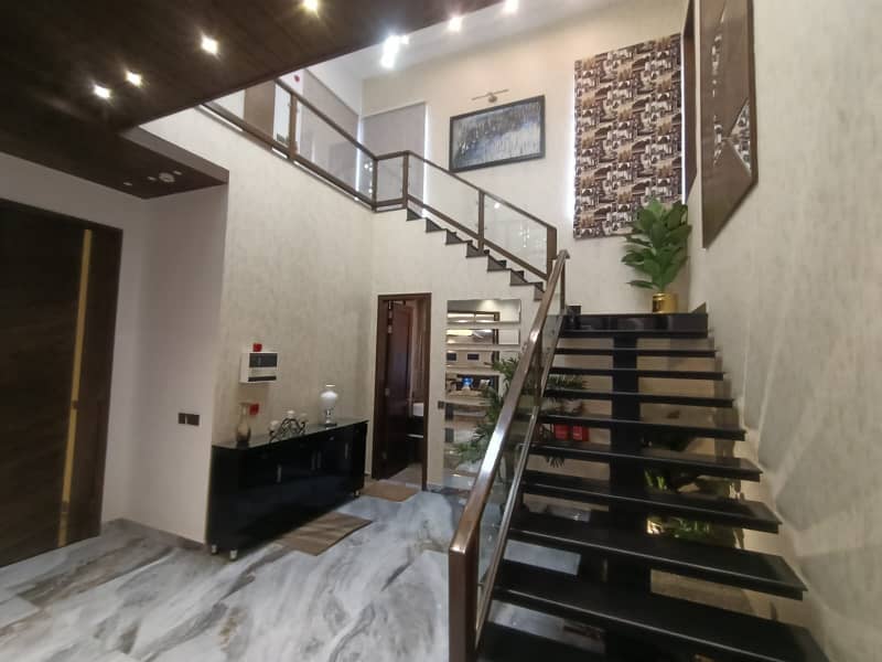 One Kanal Luxurious Bungalow Near Park DHA Phase-5 17