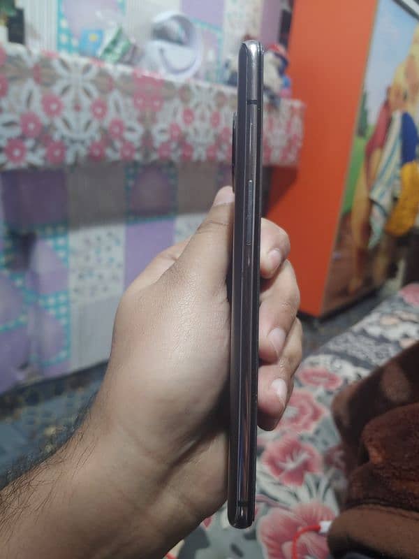 OnePlus 7T in Good condition 4