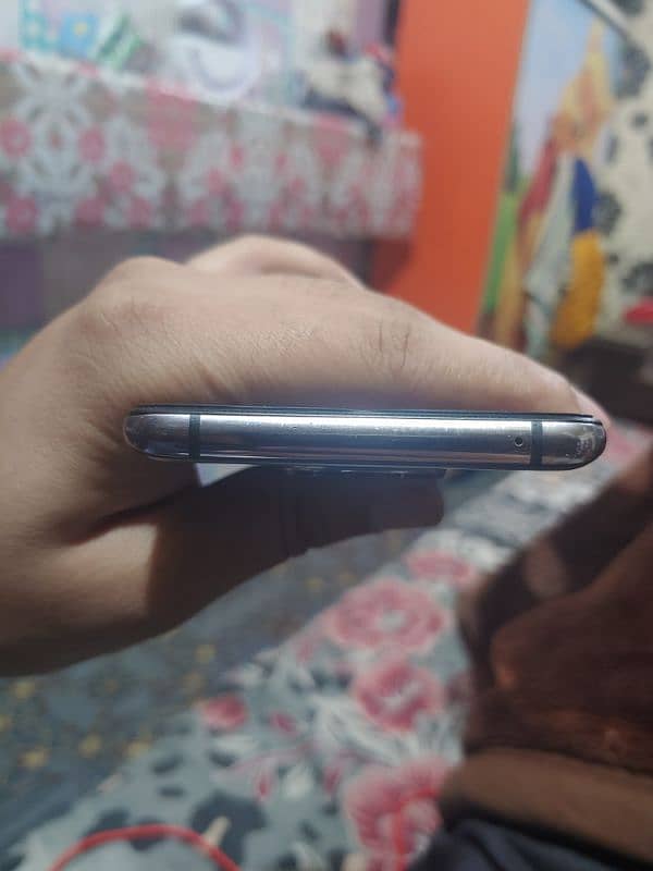 OnePlus 7T in Good condition 5