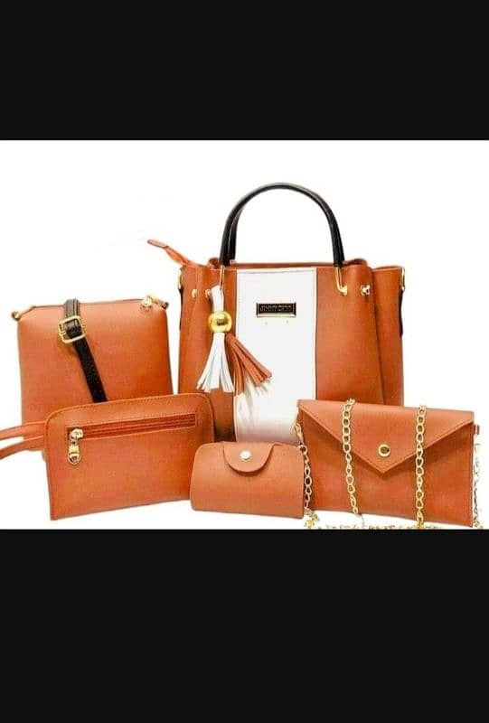 Womens Leather Hangbags Available 14