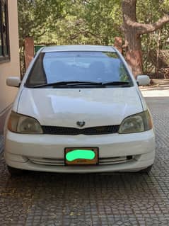 Toyota Platz 2001