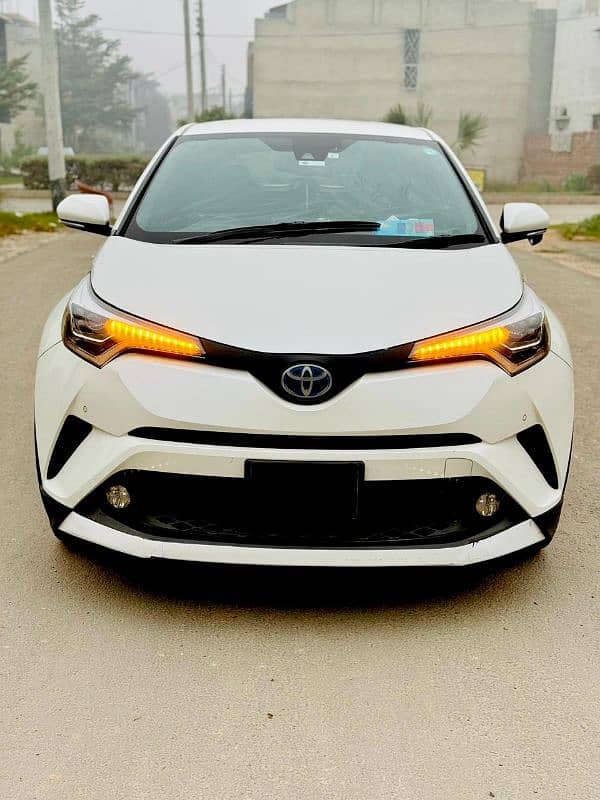 Toyota C-HR 2017 0